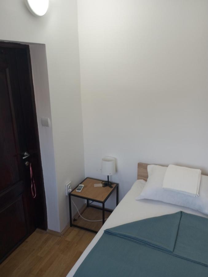 Airport Md Rooms Belgrado Exterior foto