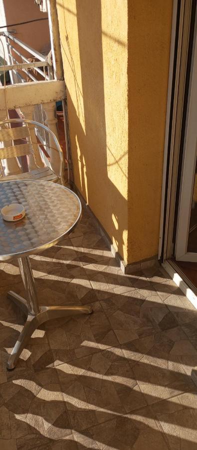 Airport Md Rooms Belgrado Exterior foto
